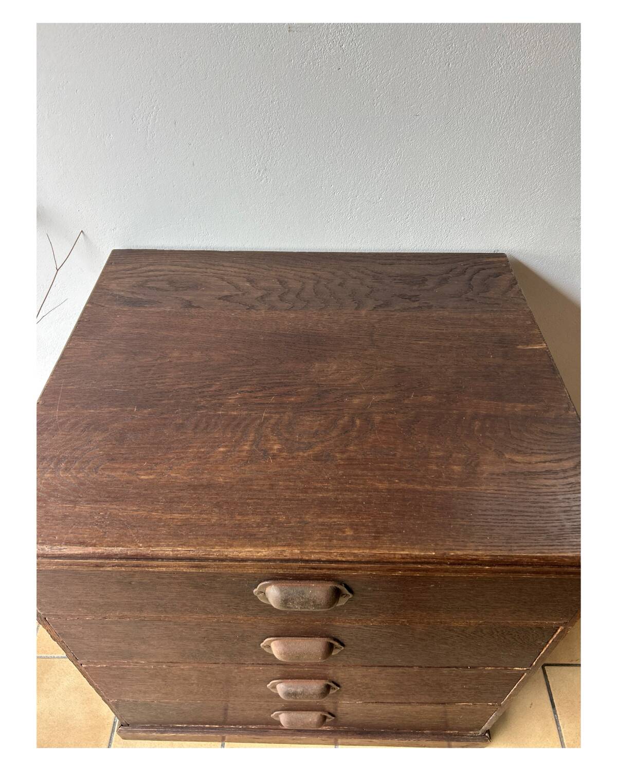 Meuble caisson d’apothicaire