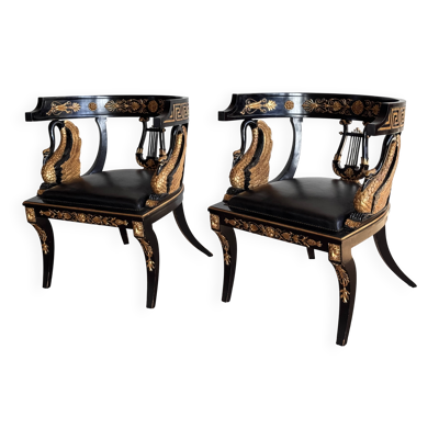 Paire de fauteuils bergères de style Empire à décors de cygnes et de lyres