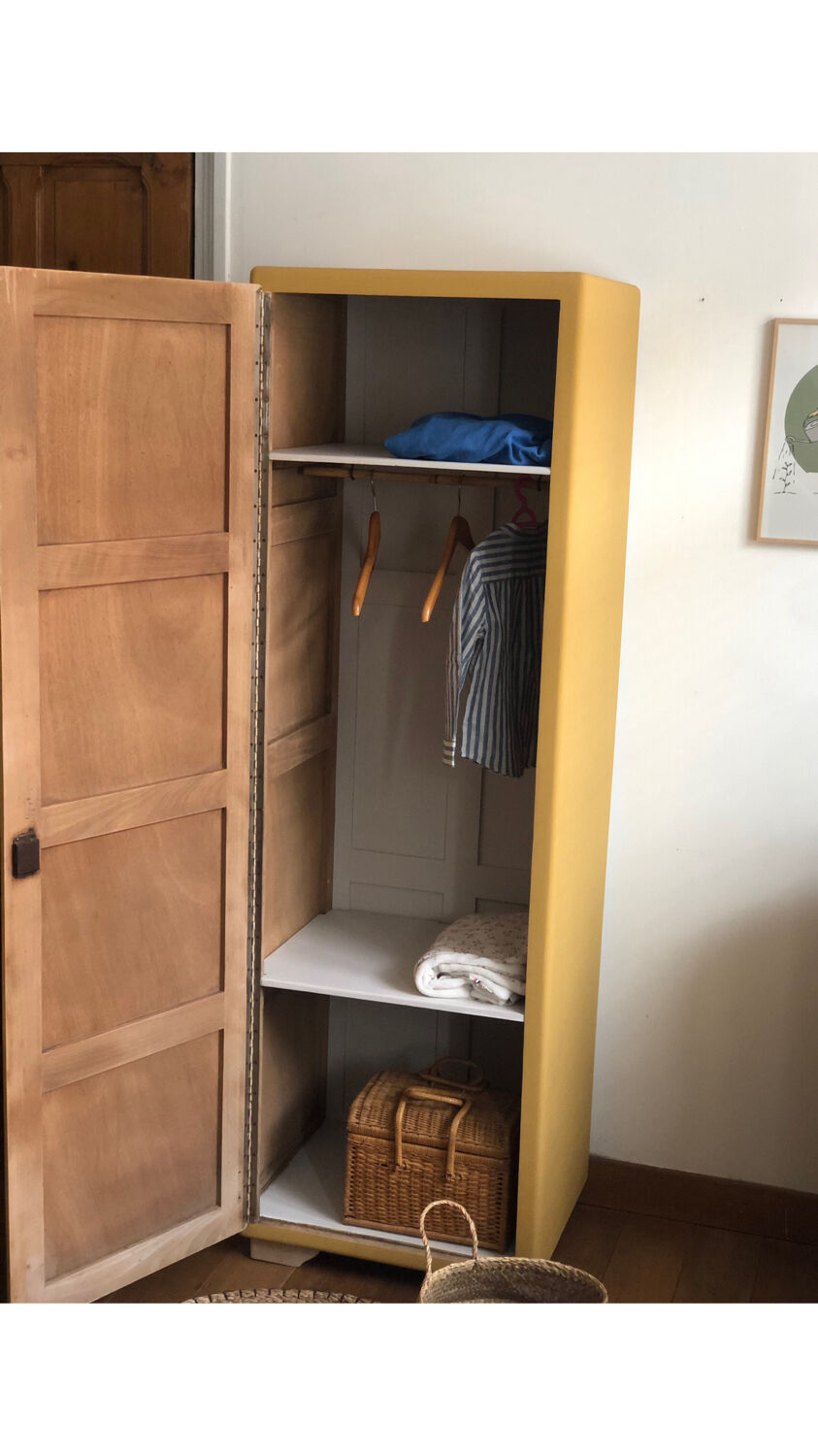 Vintage wardrobe with 1 door in Mado style