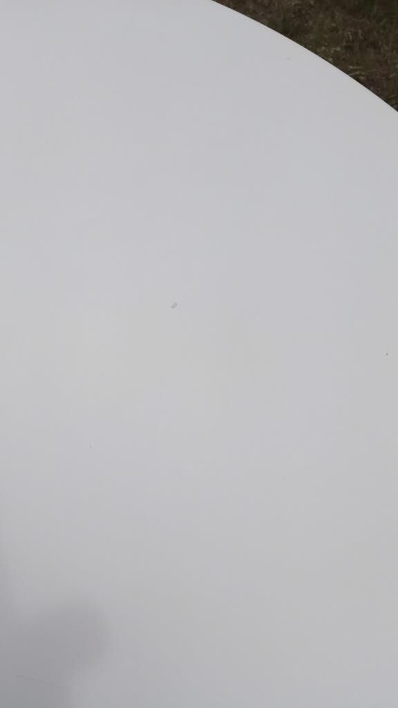 Round foot dining table chrome white tray