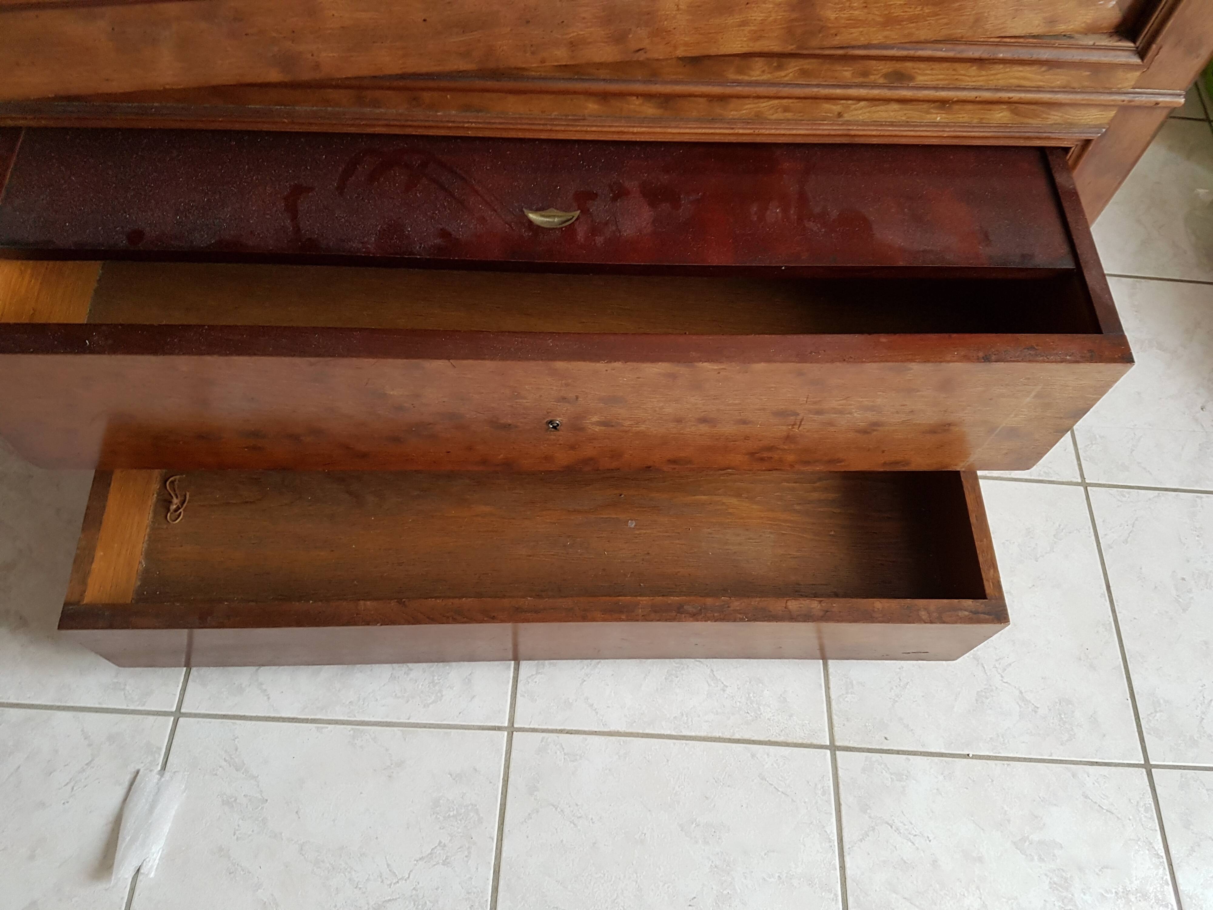 Wardrobe with mirror