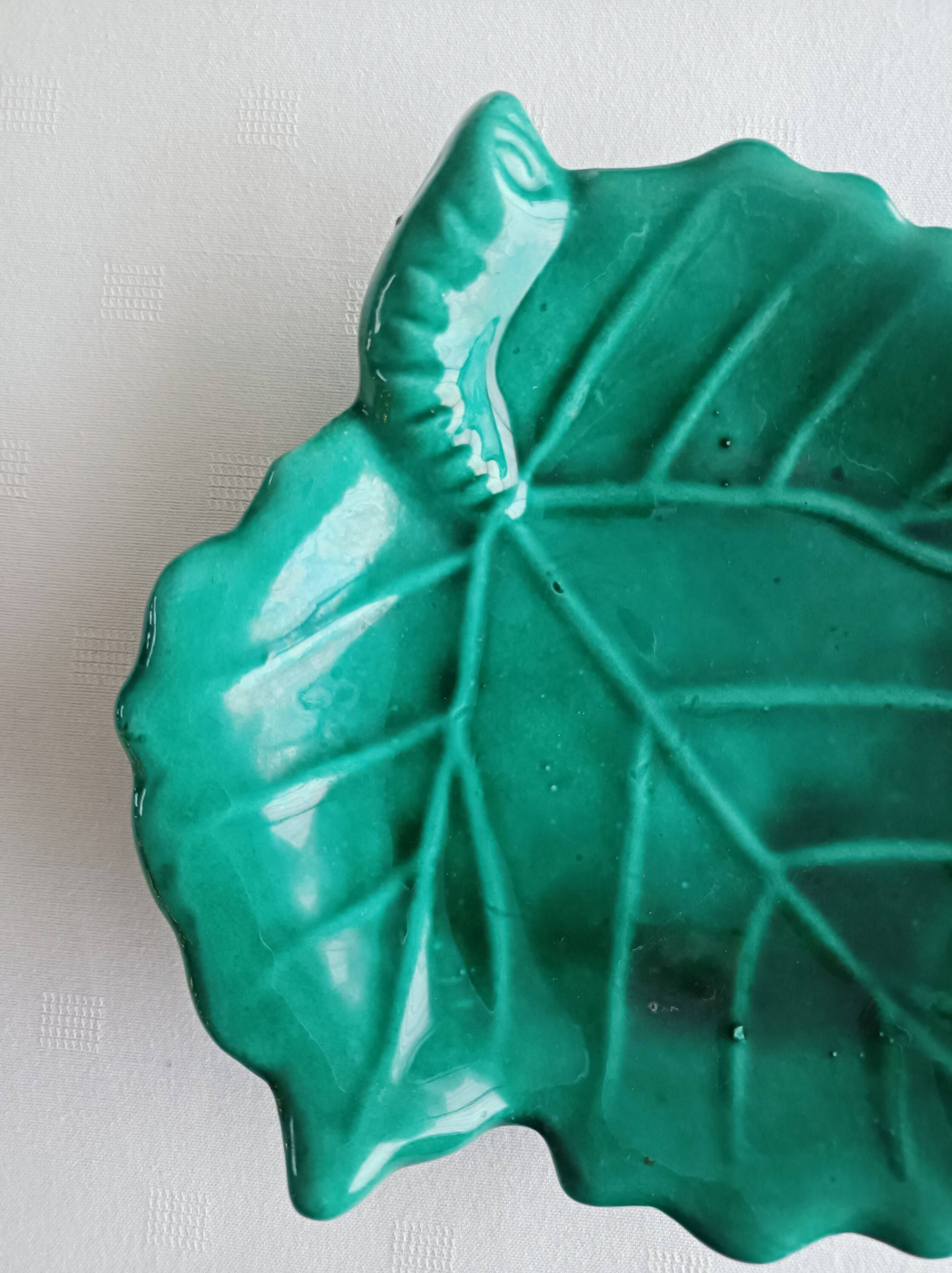 slipcase leaf in slipcase