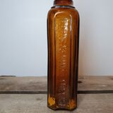 Apothecary bottle