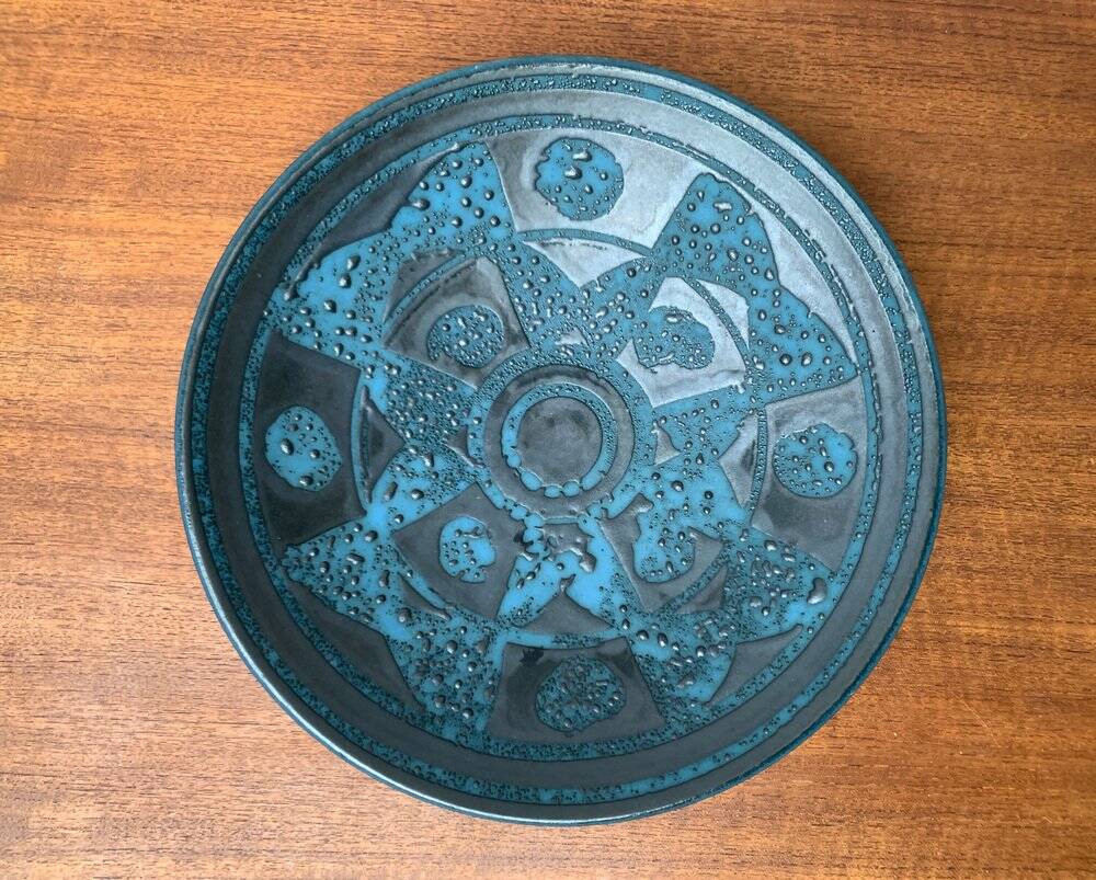 German ceramic bowl from the mid-century by Carstens Tönnieshof, 1960s.