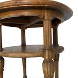 Petite table basse en noyer sculpté années 1920