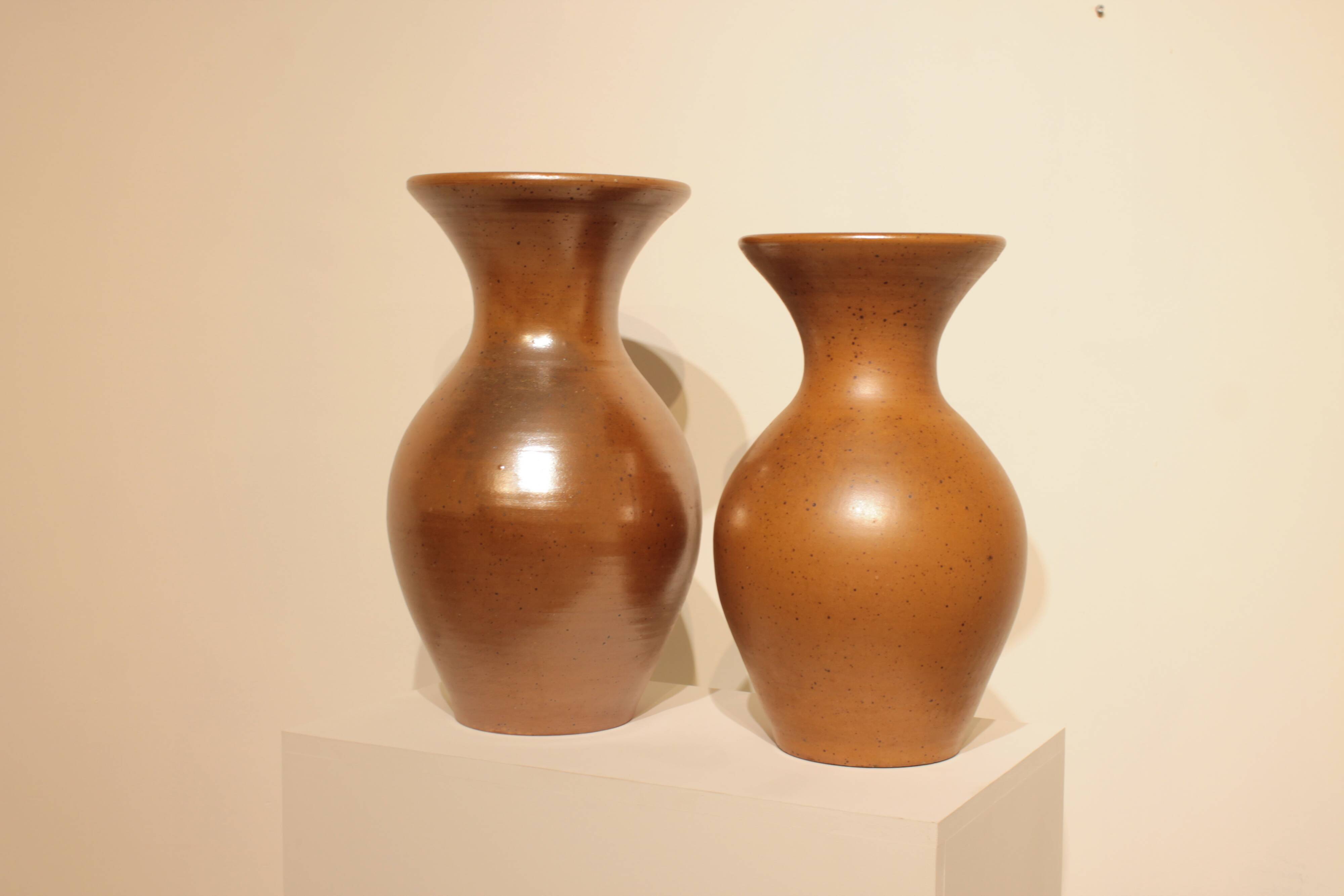 Important iridescent stoneware vase