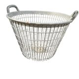 Ancien panier a pomme de terre en fer