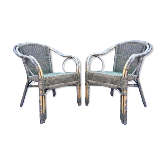 Pair of wicker chairs