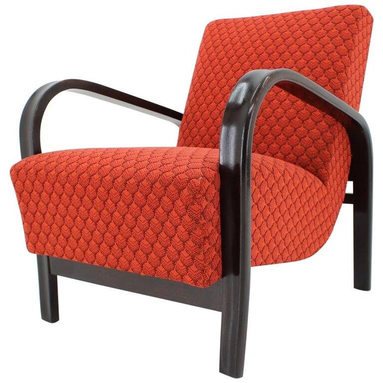 Paire de fauteuils rénovés par les architectes Kropacek et Kozelka, années 1950.