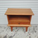 Bedside Scandinavian feet compass