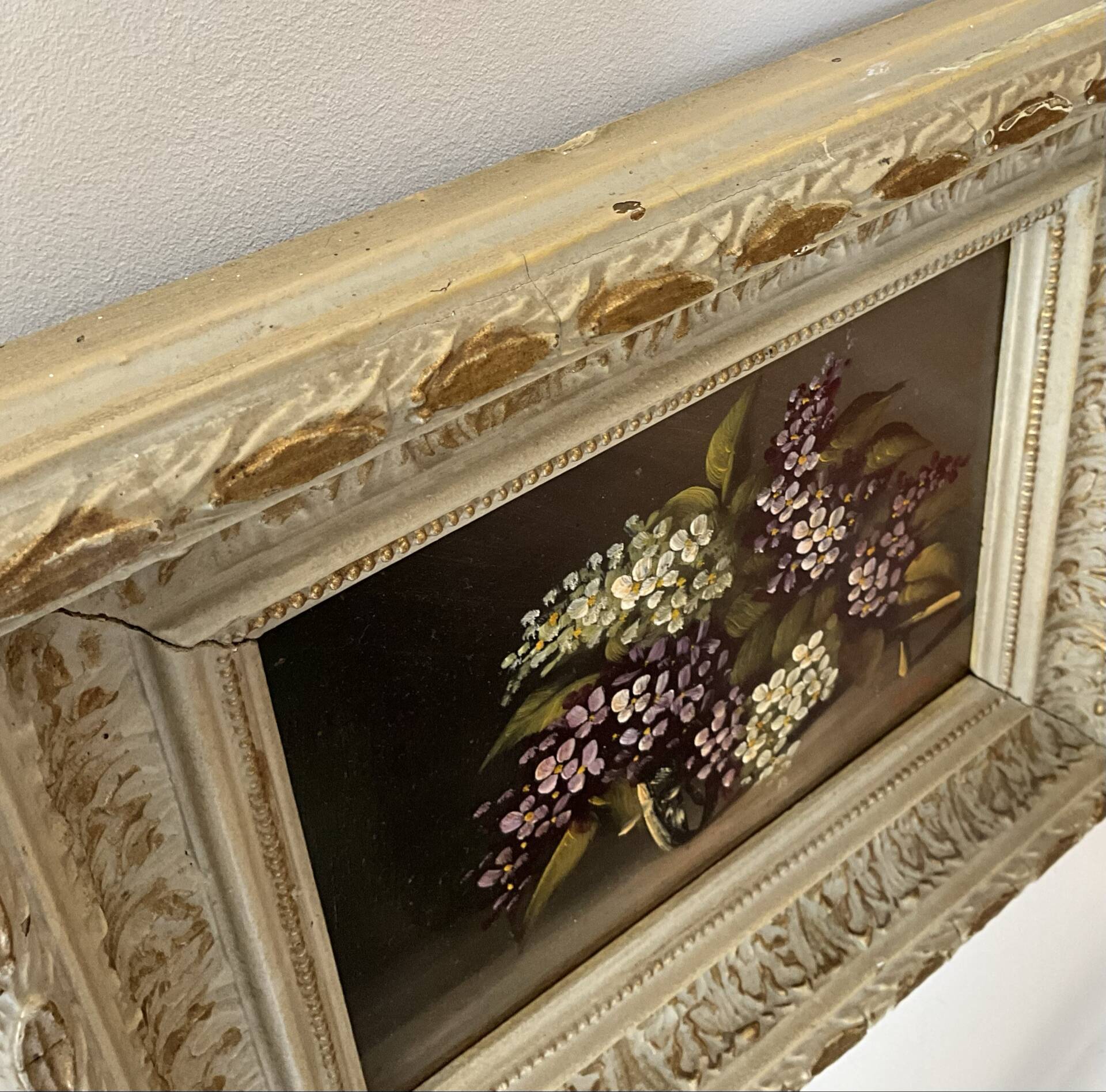 Huile sur panneau ancienne, bouquet de fleurs, cadre en bois sculpté d