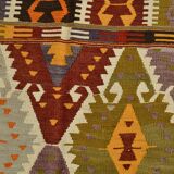 5x9 Geometric Style Vintage Kilim Rug,