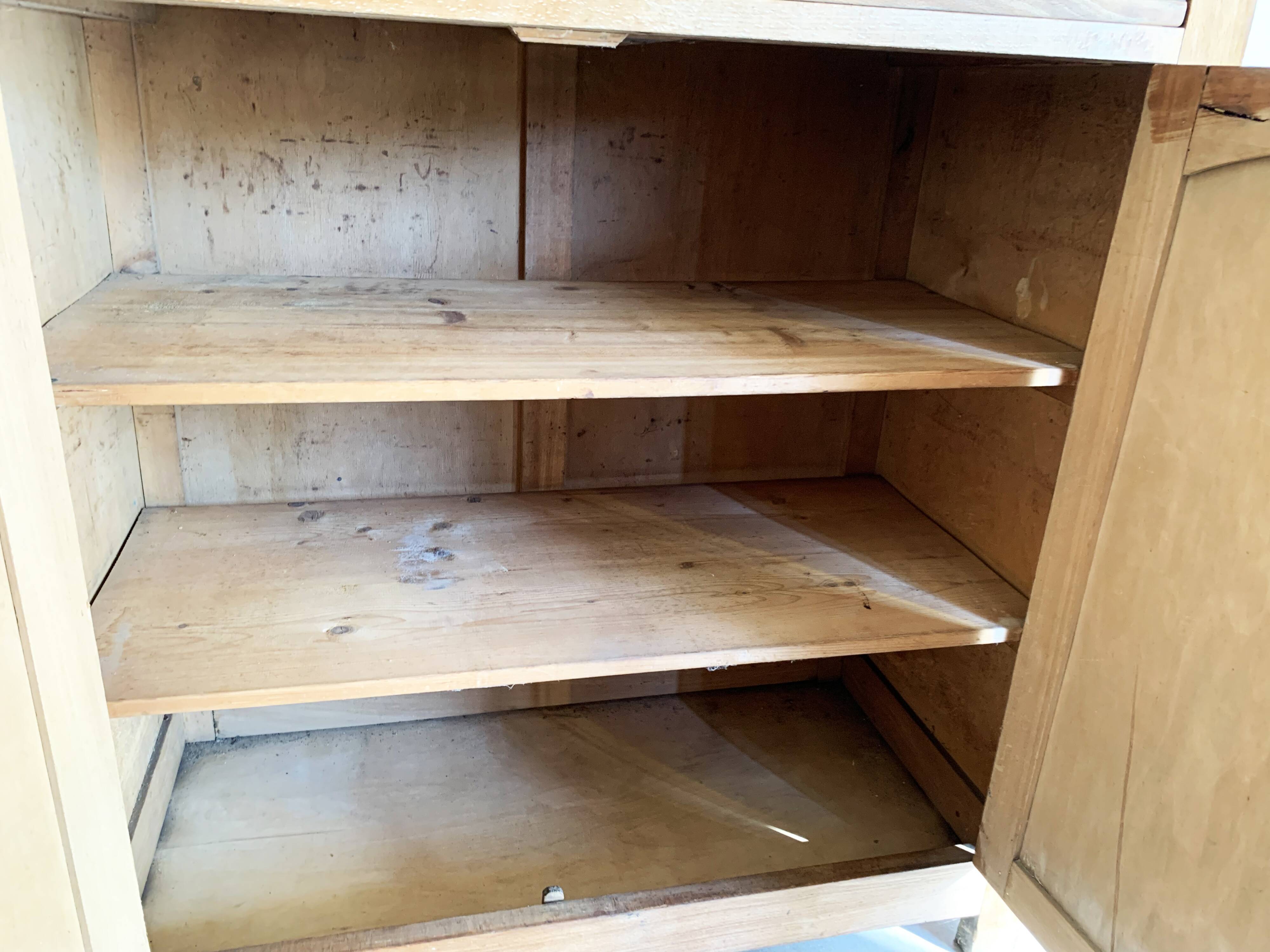Vintage Parisian buffet in solid oak from the 60s
