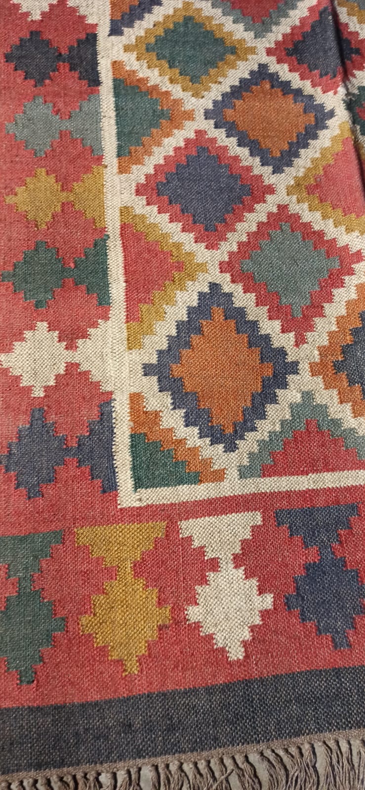 Tapis kilim en toile de jute et coton - 120cm x 180cm