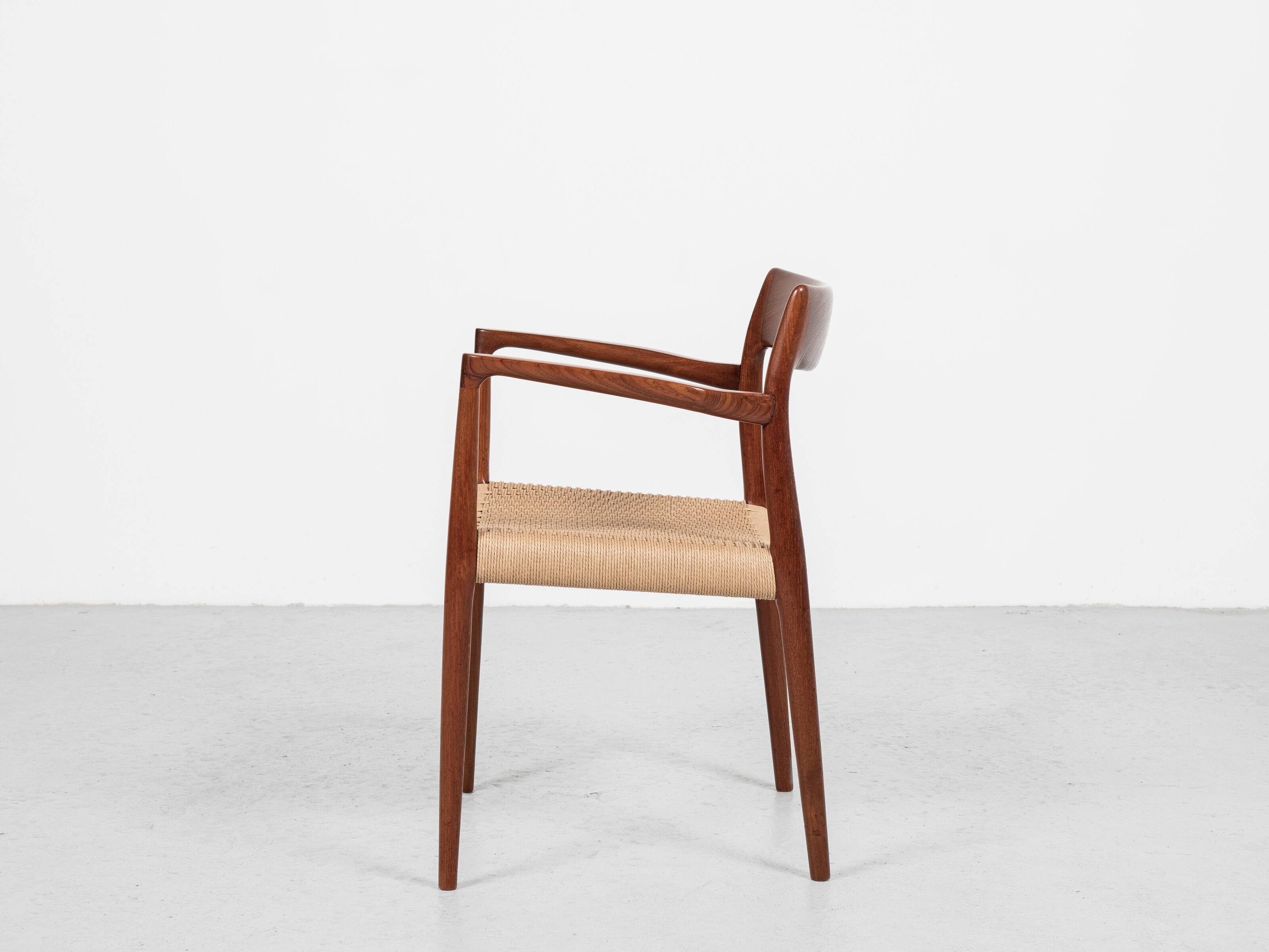 Chaise danoise vintage Modèle 57 en teck et nouveau papercord par Niels Otto Møller 1960