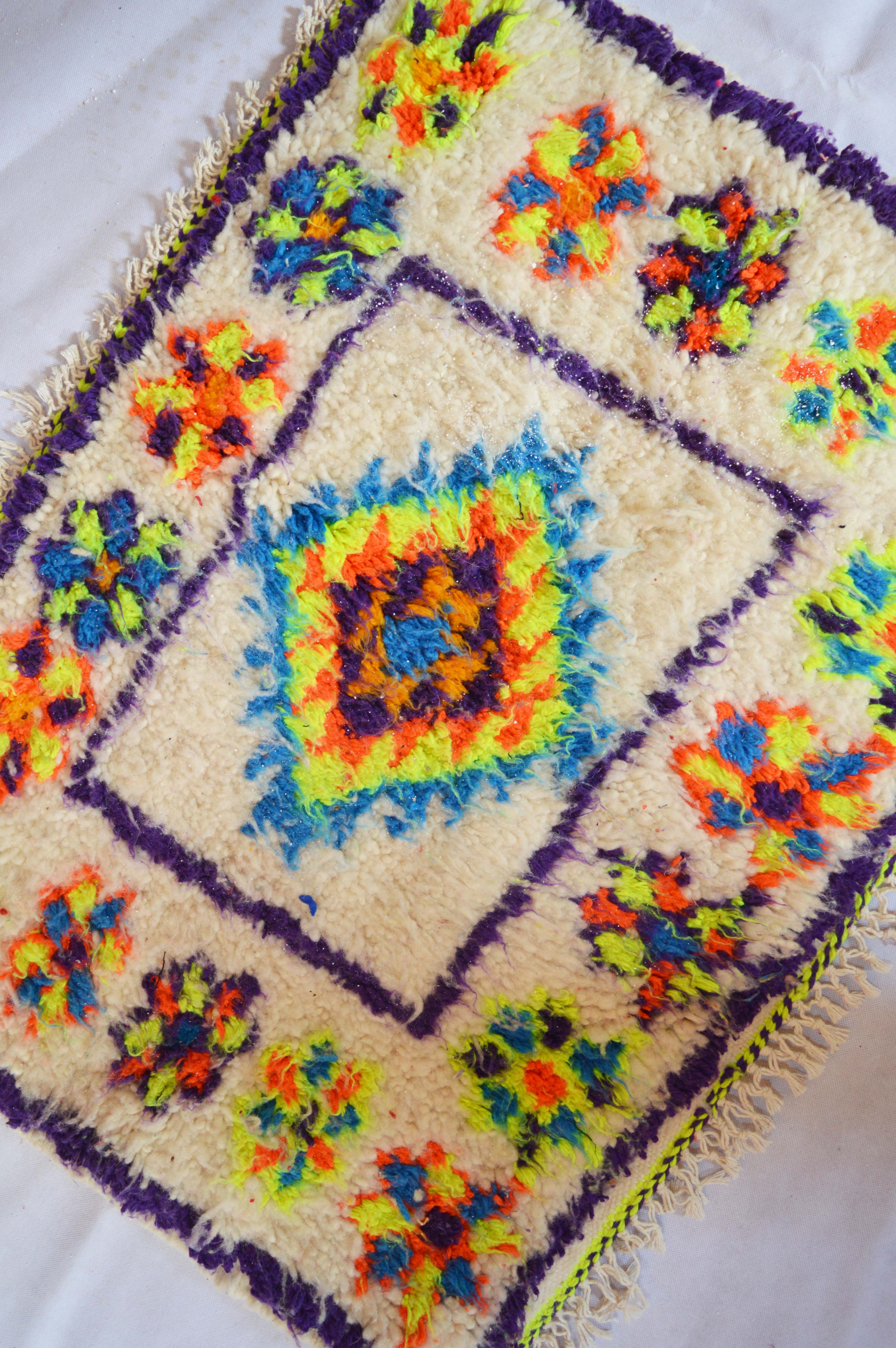 Colorful berber carpet 83 x 61 cm