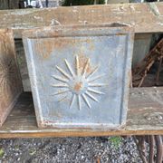 Paire de jardinières en fonte