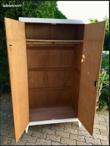 Painted Parisian cabinet from the 1950s