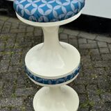 Tulip Space Age Table and 2 Stools
