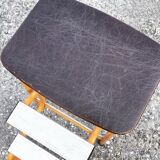 Orange metal step and skaï