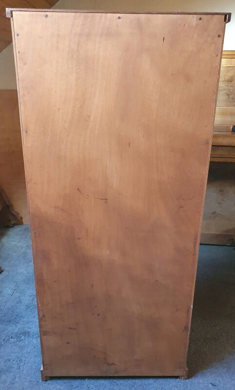 Vintage binder with 4 sliding doors