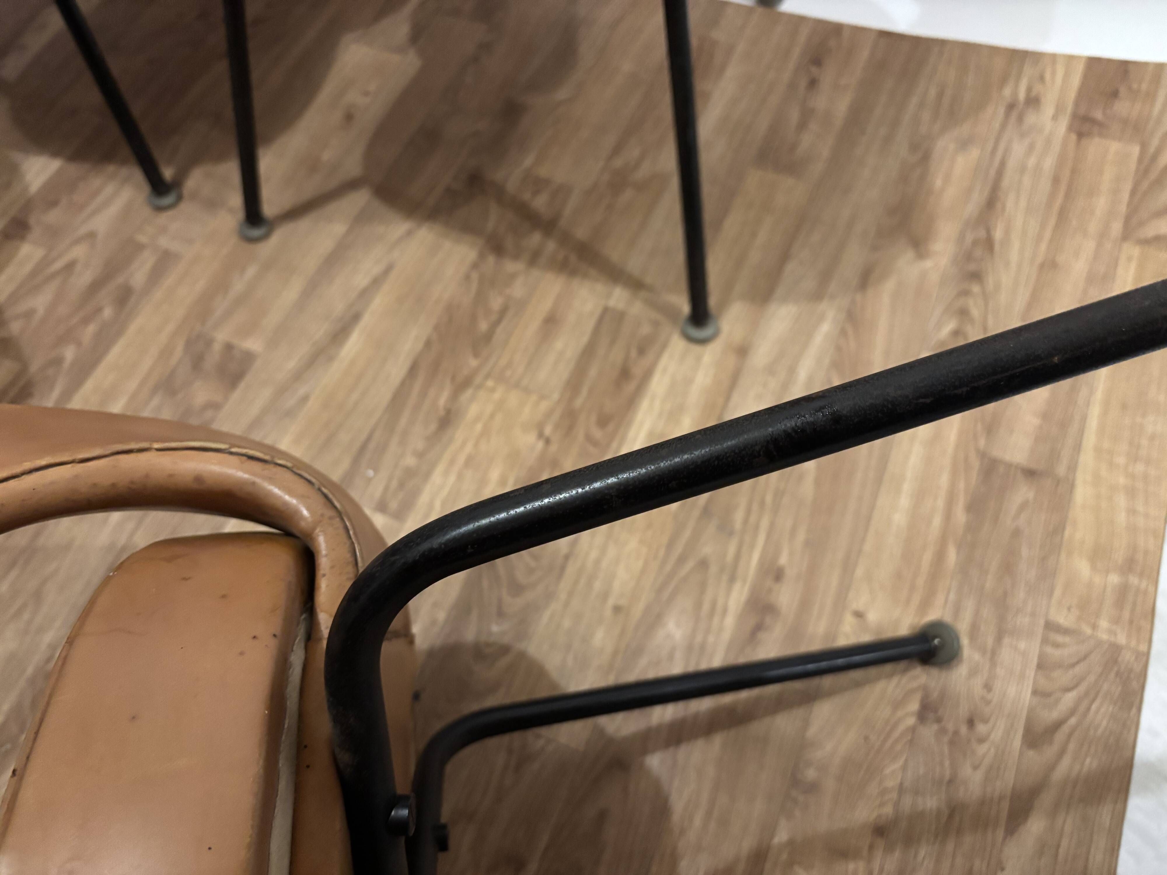 Set de 4 chaises Conférence de Saarinen pour Knoll International
