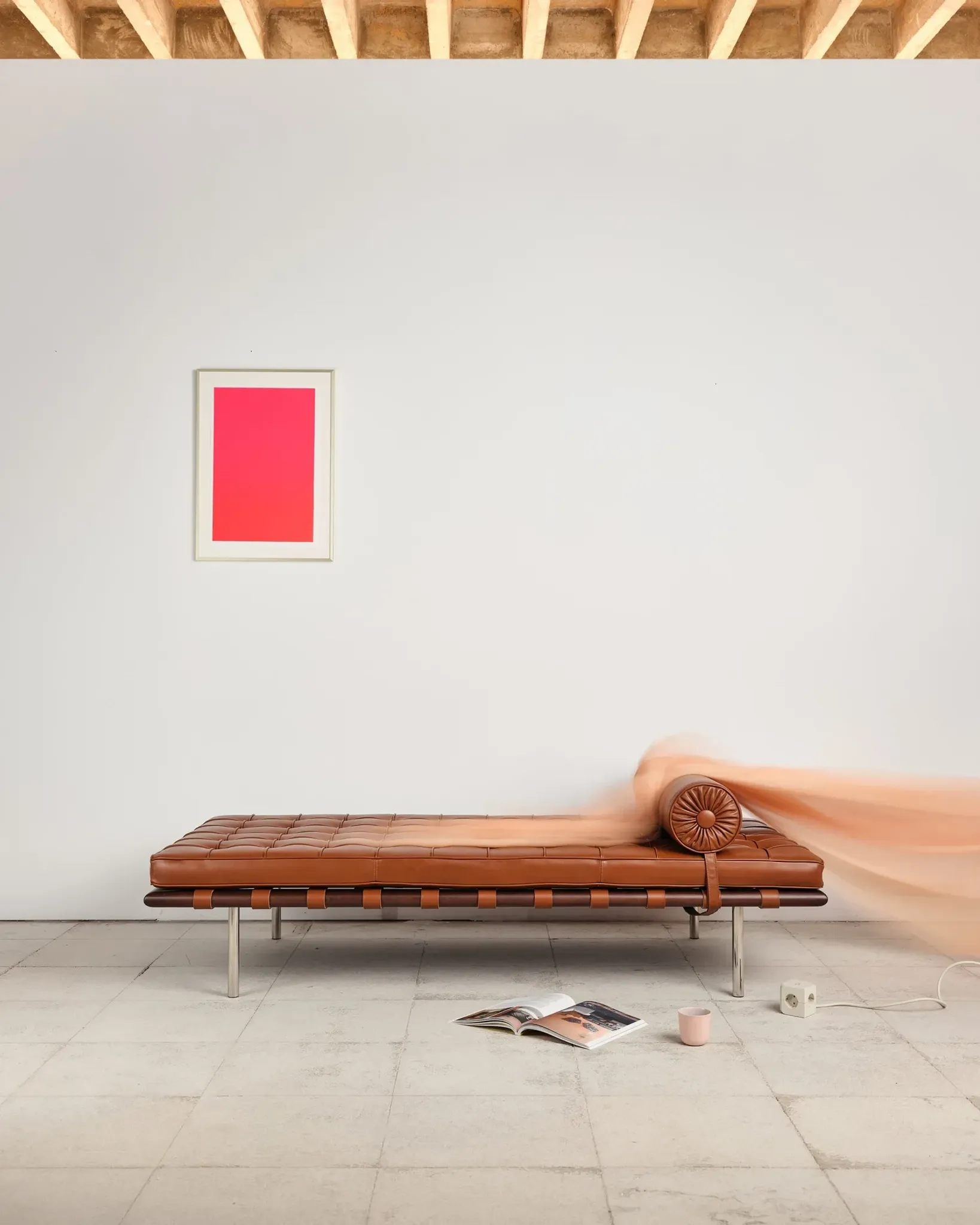 Meridian Barcelona in leather by Mies van der Rohe, Knoll International