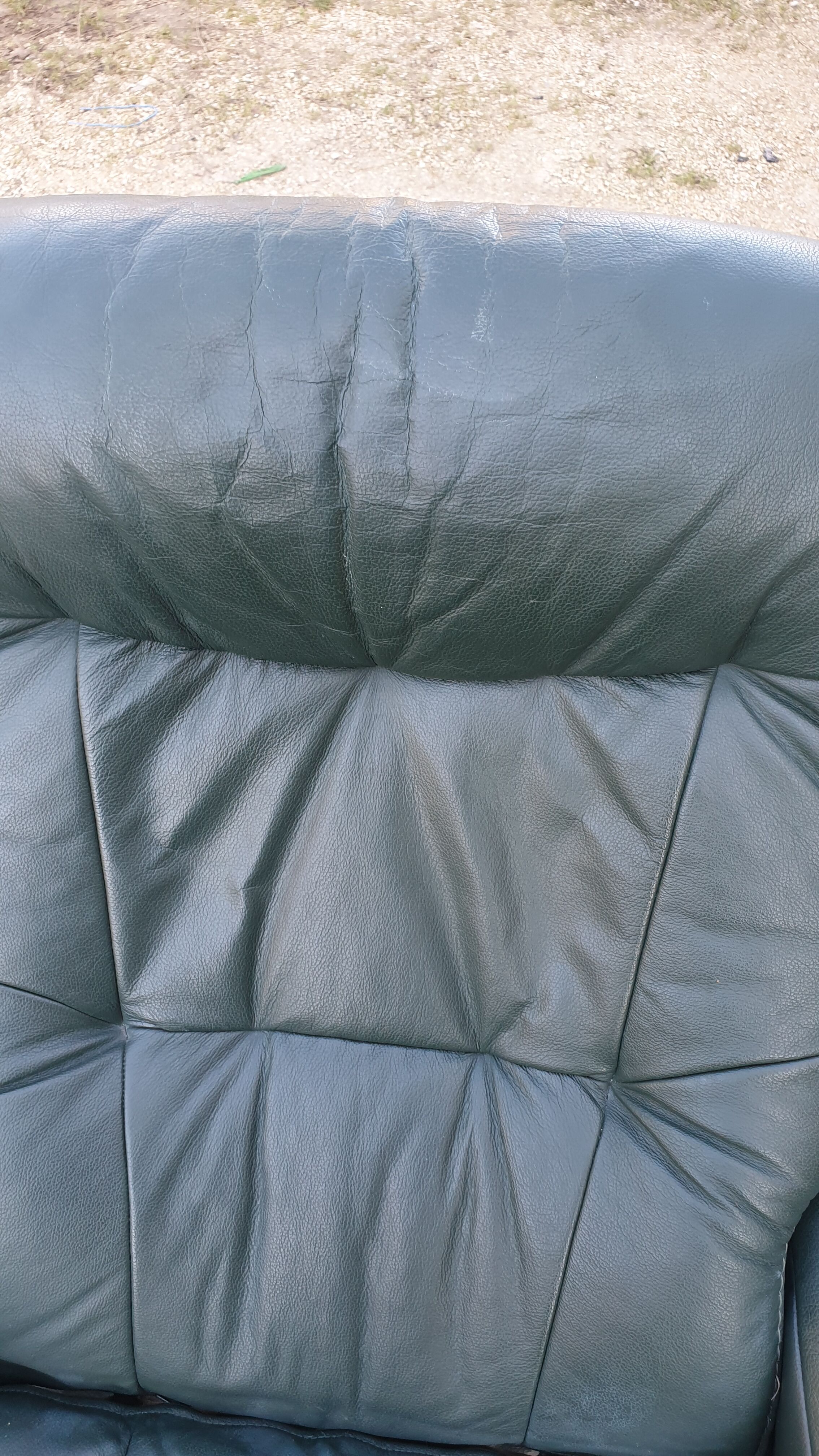 Reclining relaxing chair