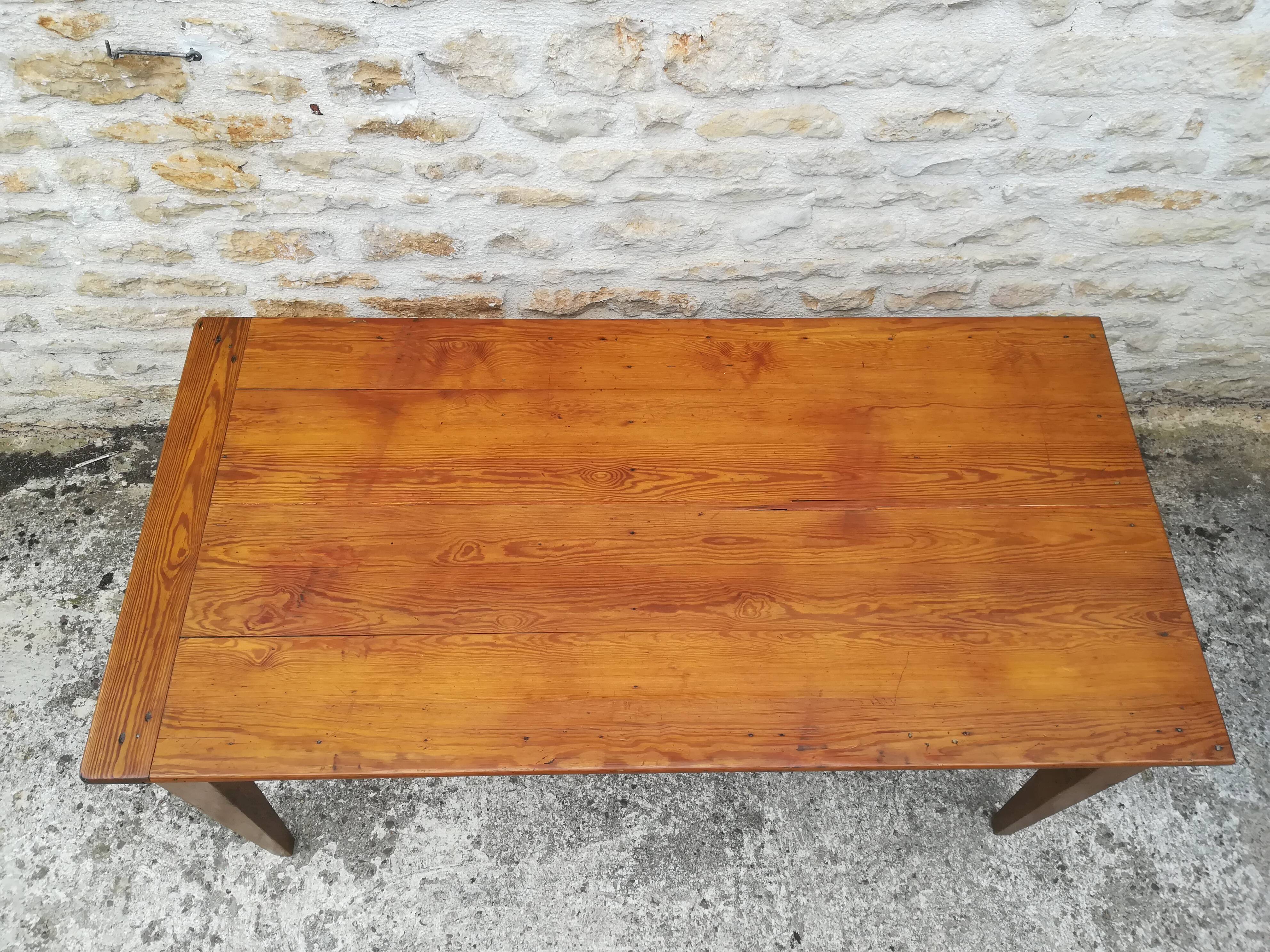 Farm table a drawer