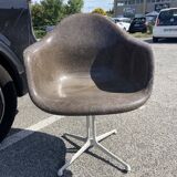 Armchair by Charles & Ray Eames La Fonda