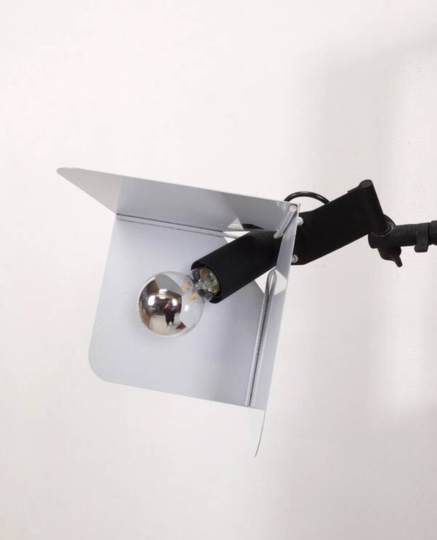 Lampe à pince Triedro de Joe Colombo pour Stilnovo