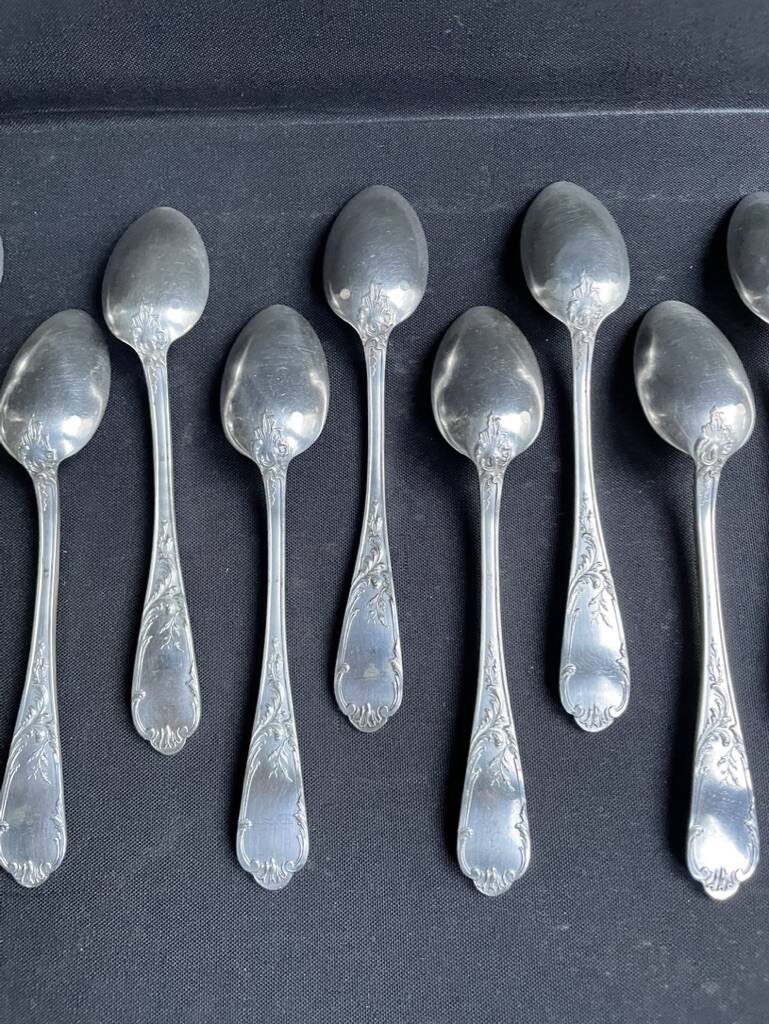 12 Small spoons – Silver plated