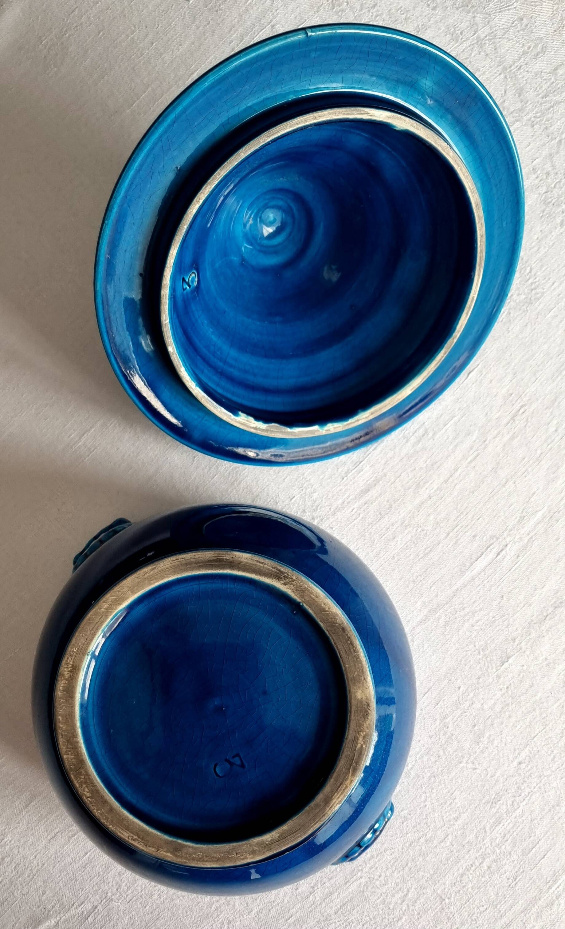 Turquoise blue vegetable bowl