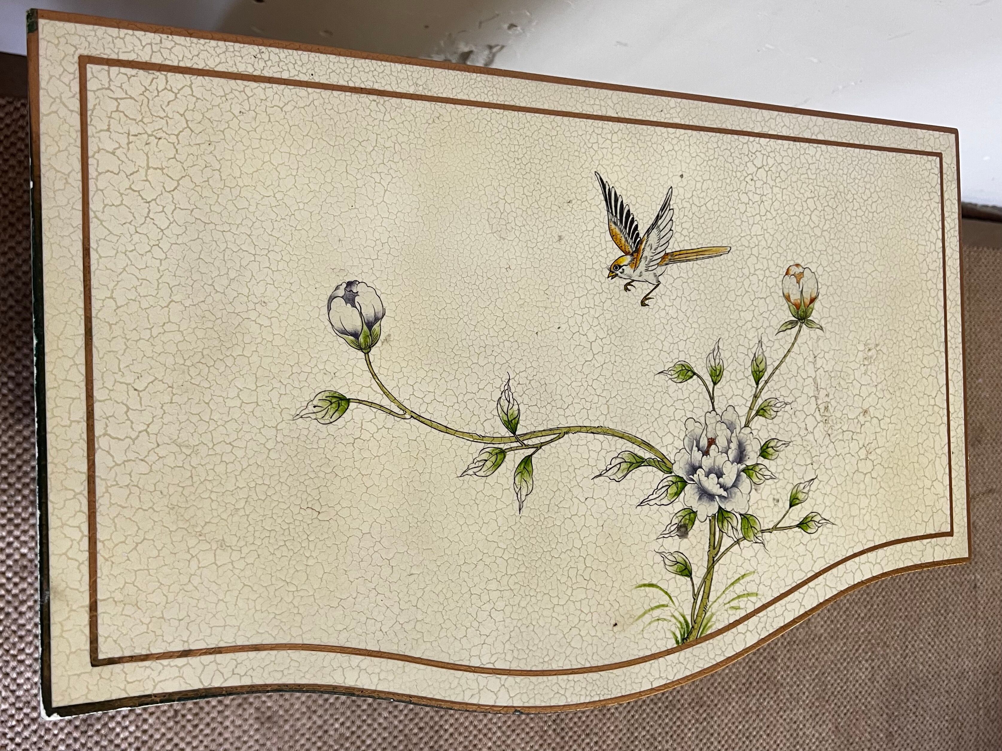 Meuble d'appui Italien décor floral japonisant