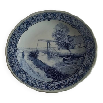 Delft dish