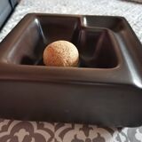 Pipe rest ashtray