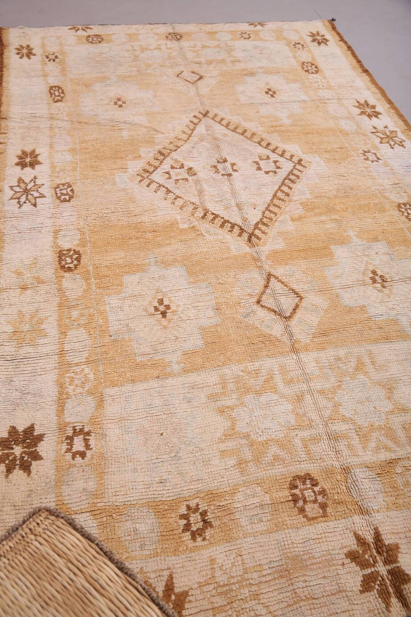 Yellow Vintage Moroccan Rug 181 x 314 cm, Berber Wool Rug, Bohemian Rug