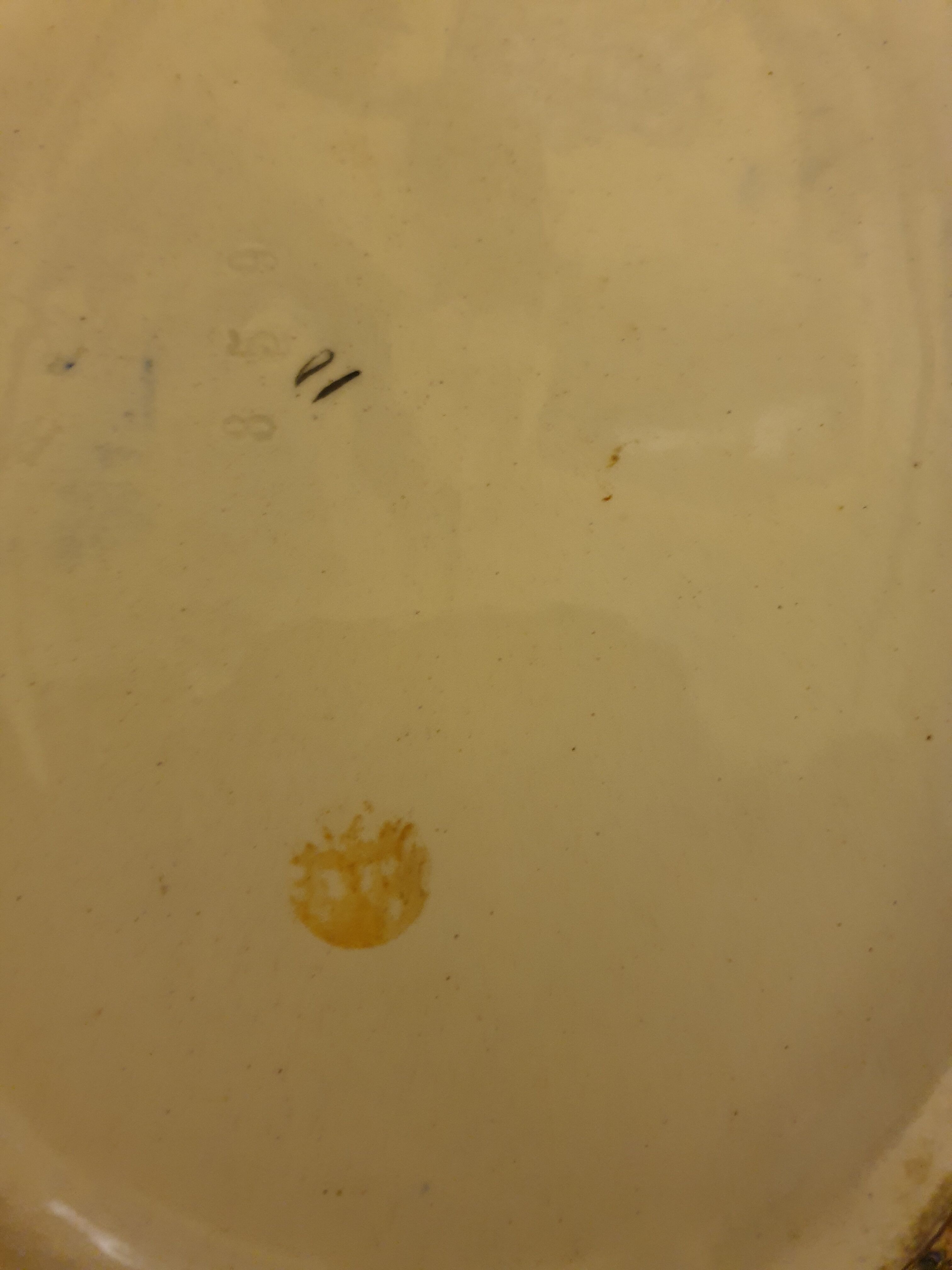 Enamelled earthenware planter