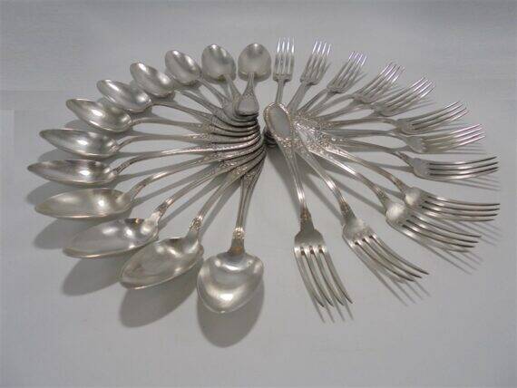 Set of 24 cutlery.