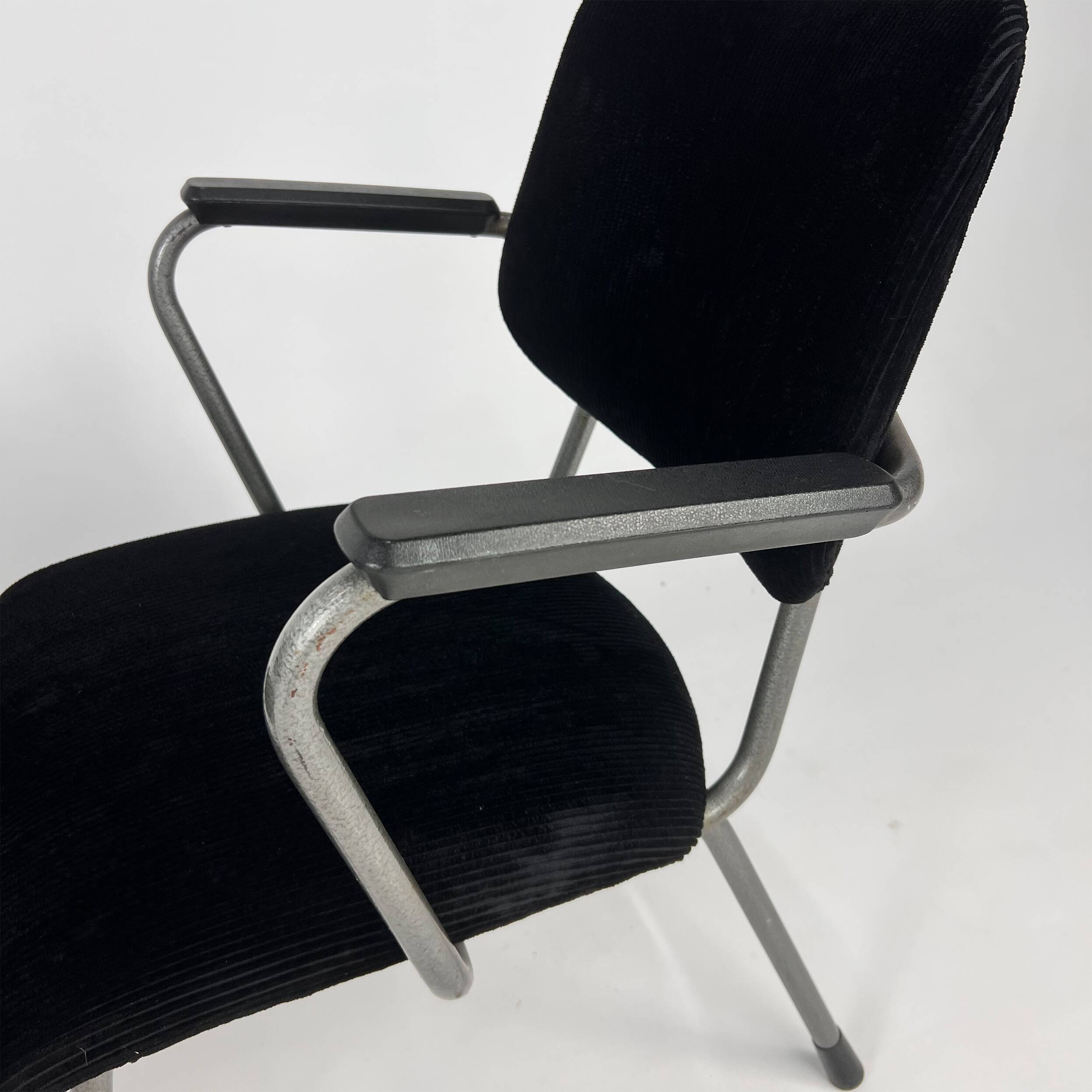 Set of 2 Gispen R5 Lounge Chairs, 1960s