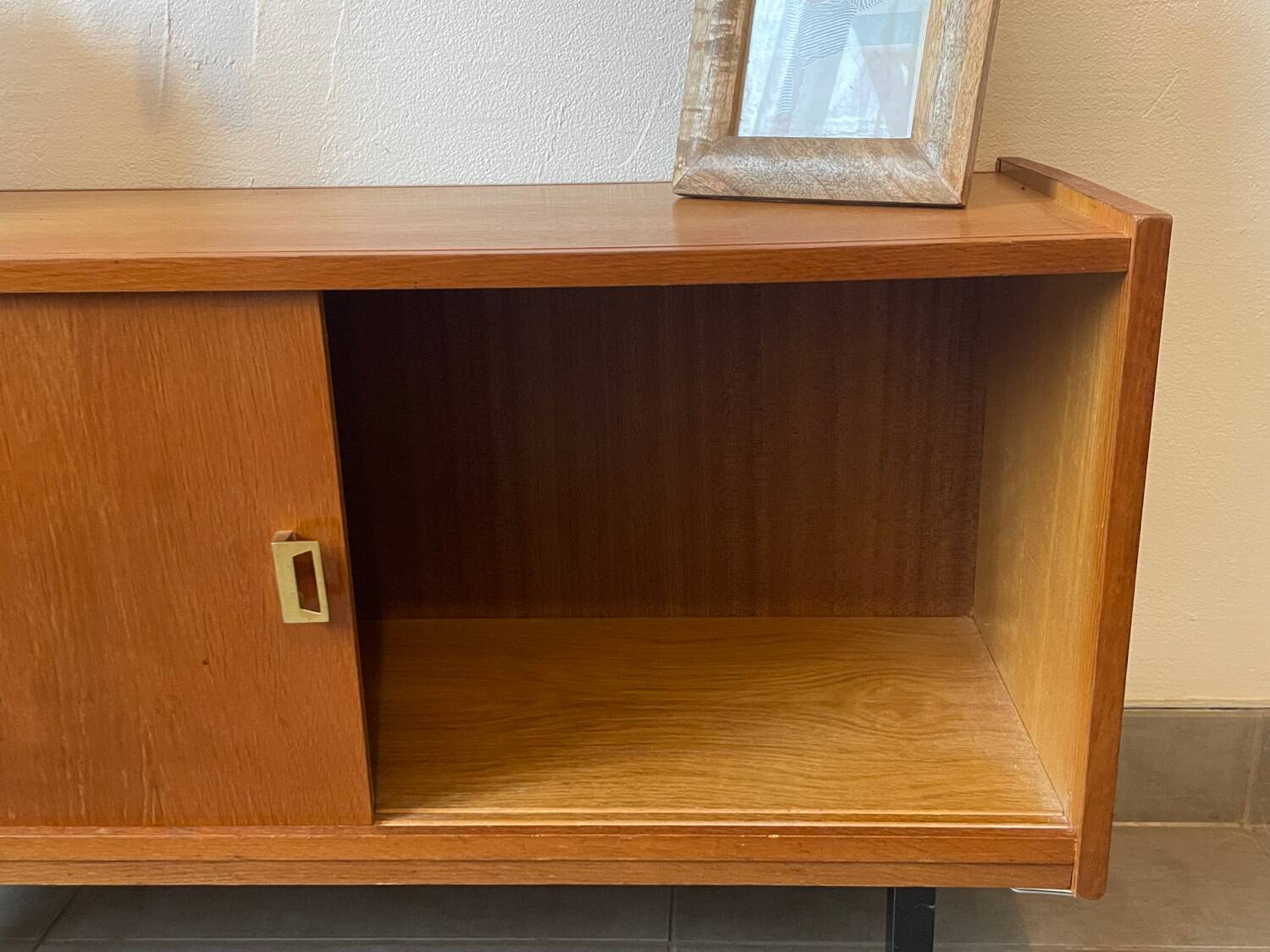 Small vintage sideboard/TV unit from the 1960s