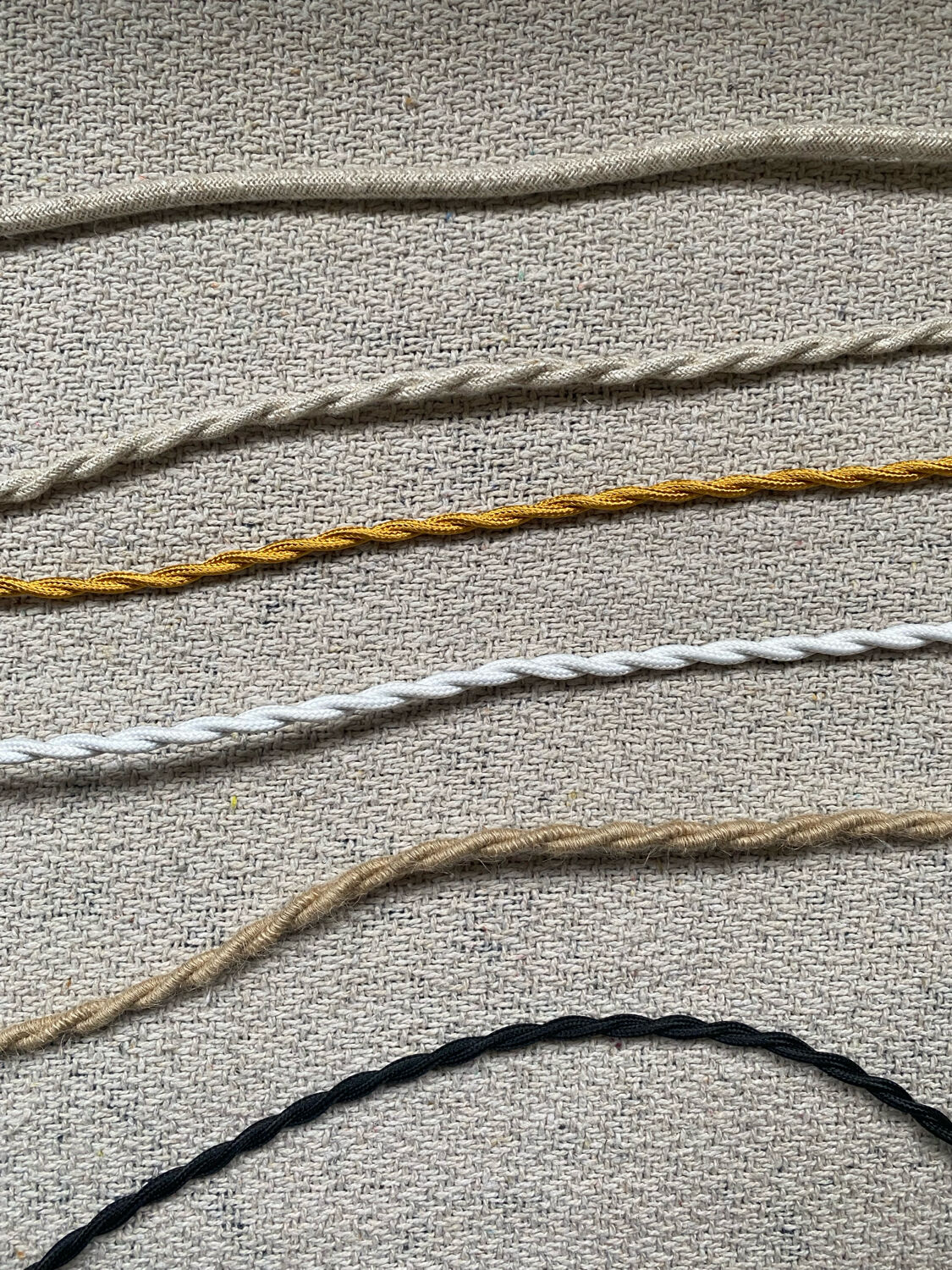 Suspension with vintage amber glass globe