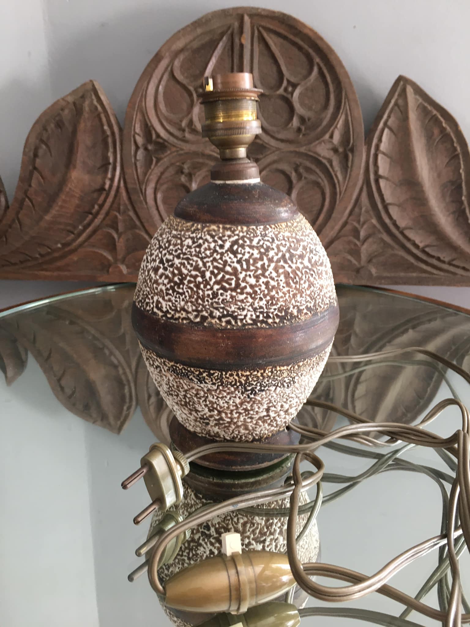 Antique ceramic lamp stand. Brown.