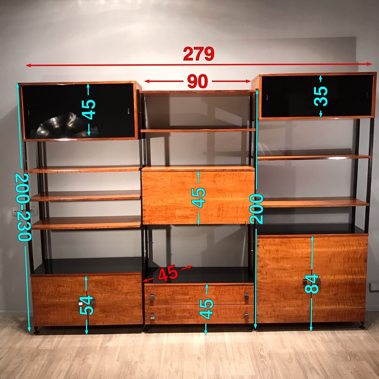 Modular shelving, Poland 70