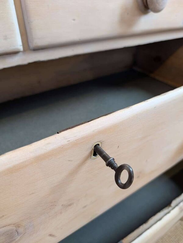Commode anglaise ancienne