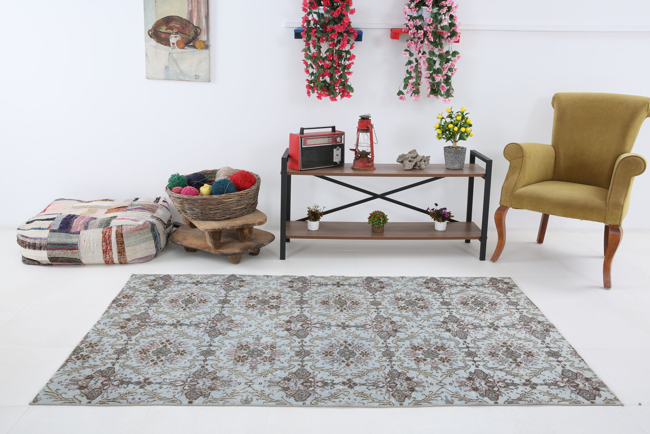 Light blue floral carpet 203x118cm