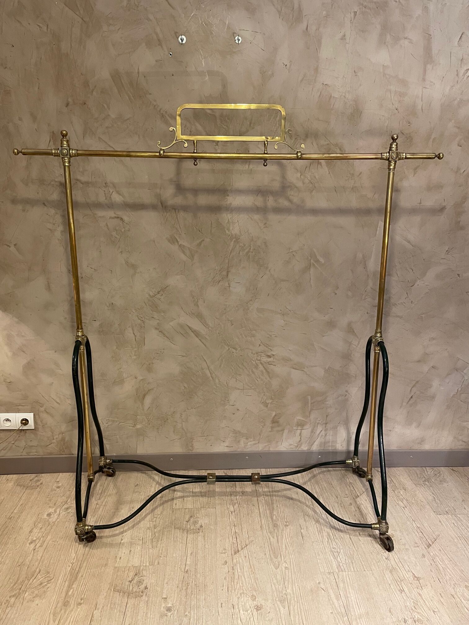 Art Nouveau hotel rack
