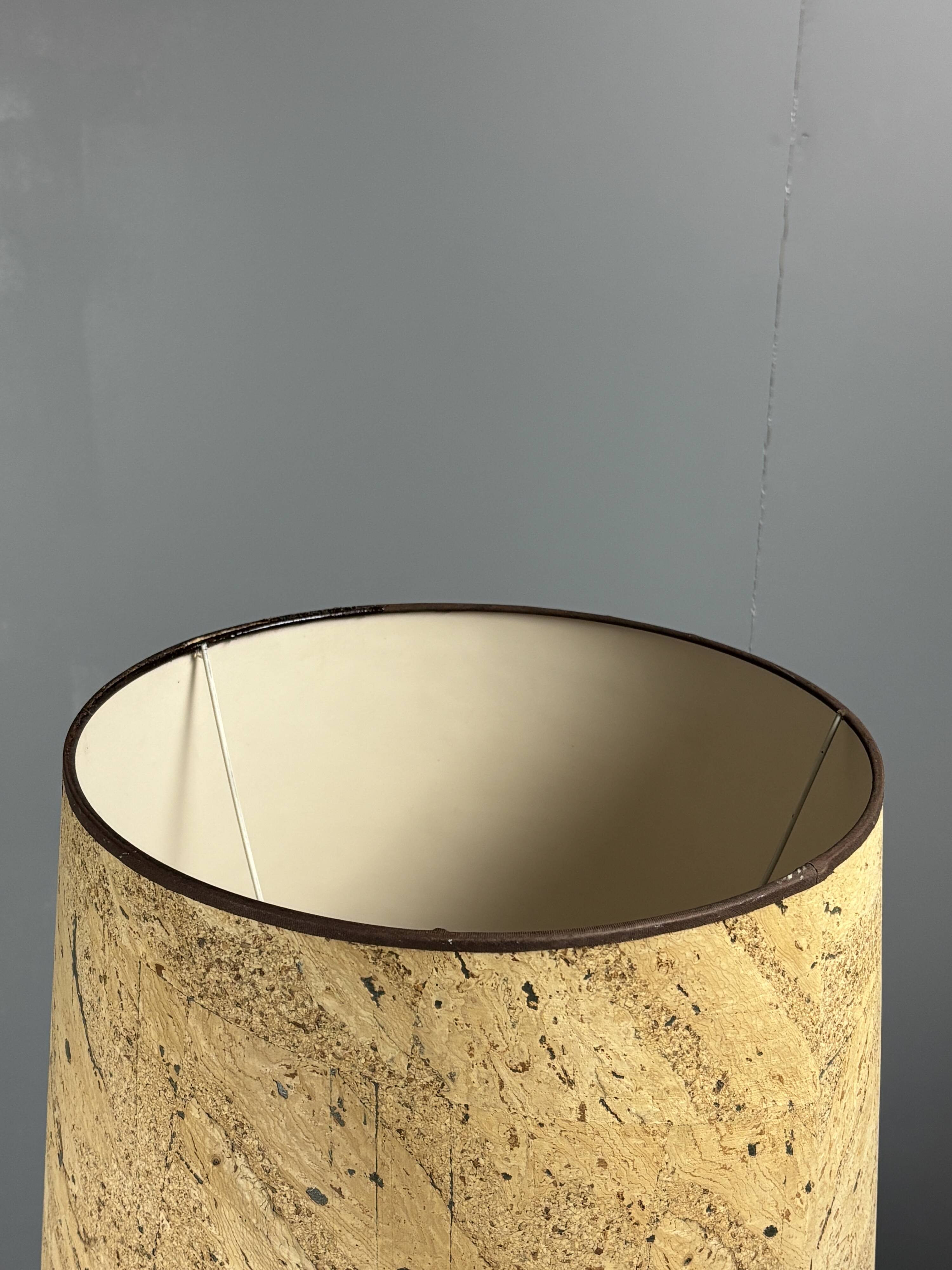 Lampe de table en liège des années 1960-1970, France