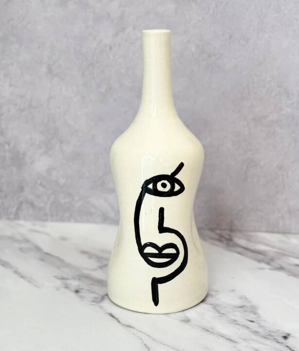Oudm hollow bottle vase
