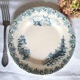 Assiettes plates anciennes dépareillées en faïence terre de fer